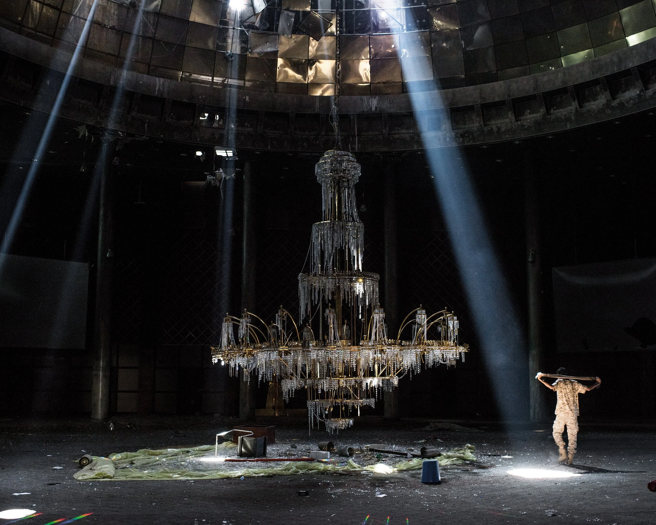 Book Review: We Don't Say Goodbye by Lorenzo Meloni — Musée